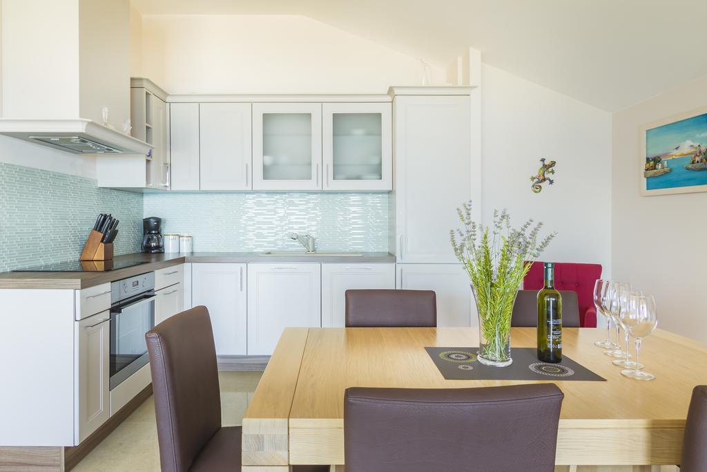 Luxury Apartments Villa Matea Malinska Dış mekan fotoğraf